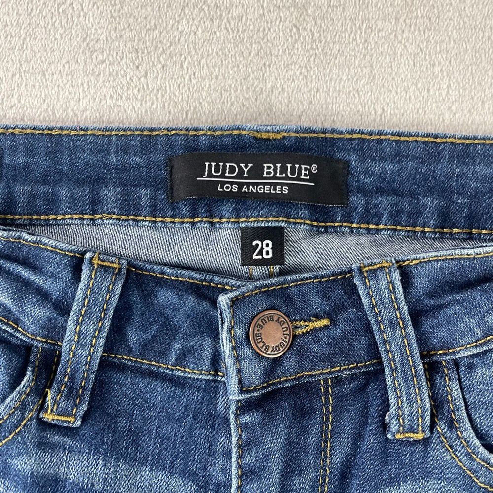 JUDY BLUE Relaxed Fit Jeans Women 28x26 Blue Whiskering Zip‎ Fly JBB2102DK - Picture 2 of 12